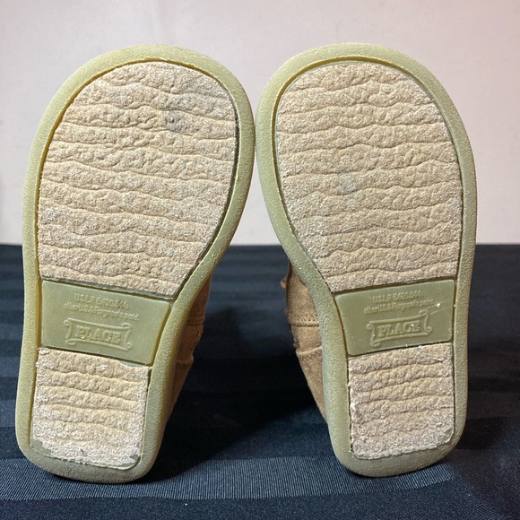 The Children’s Place Kids side zip short boots with tassels - Picture 6 of 9